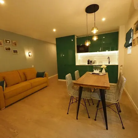Bastille Chicsuites